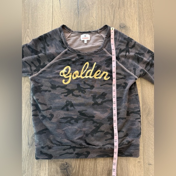 Sundry Golden Camo Crew Neck Sweater Size 1 - Picture 6 of 7